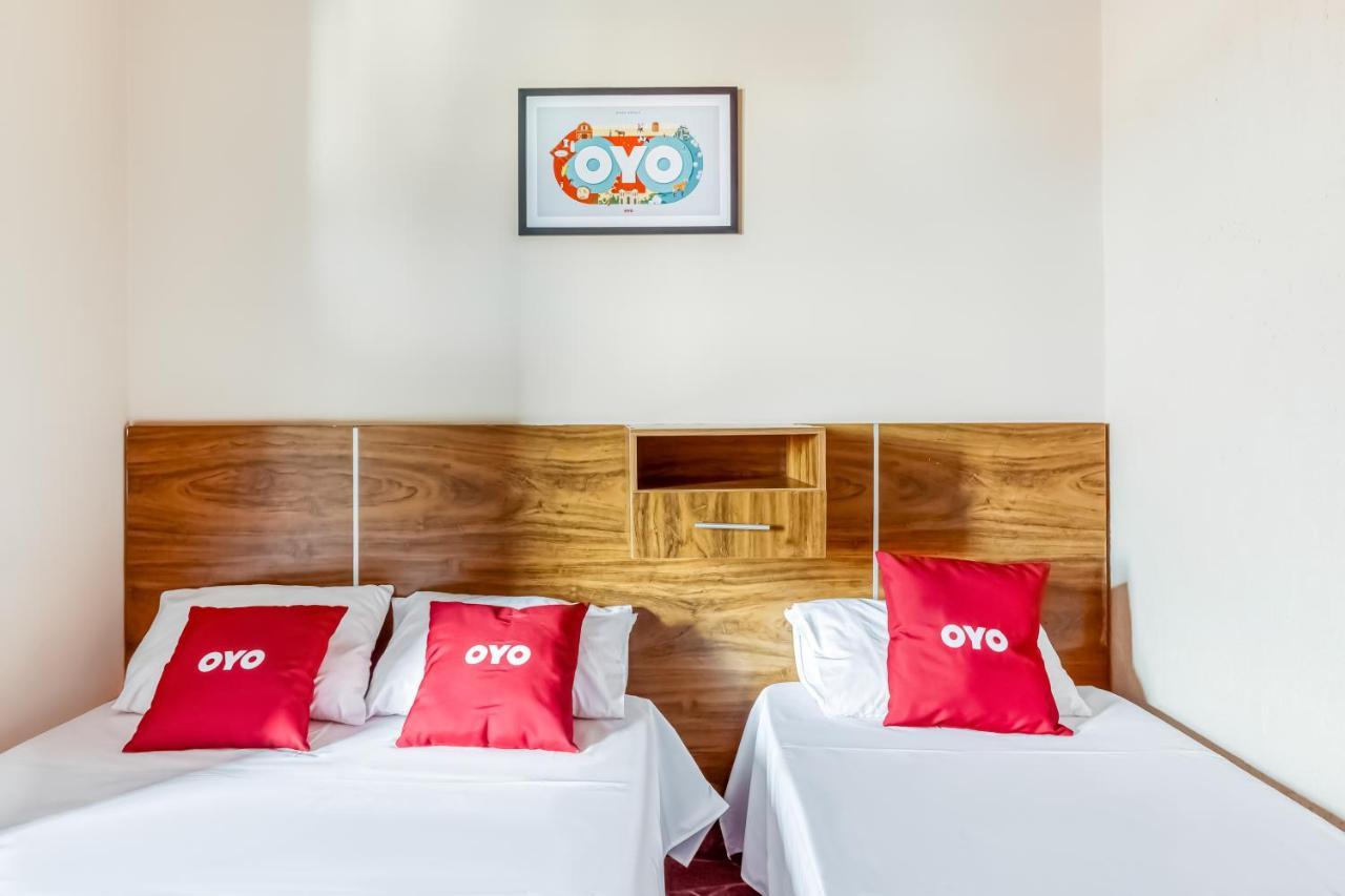 Oyo Hotel Tereza Curvelo Exterior photo